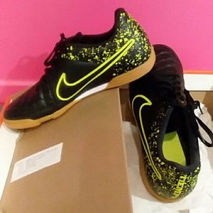 Nike tiempo rio II IS